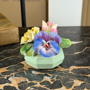 Vintage Staffordshire Bone China Flower Figurine Pansy Tulip Octagonal Vase